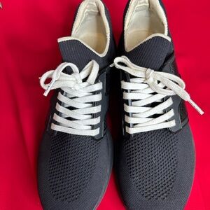 Tory Burch Black/White Women's Sock Runner Sneakers extra black laces included